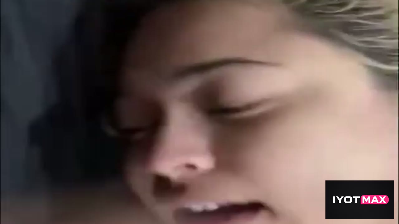 Sinubo ni ganda ang malaking etits ng kaboardmate niya
