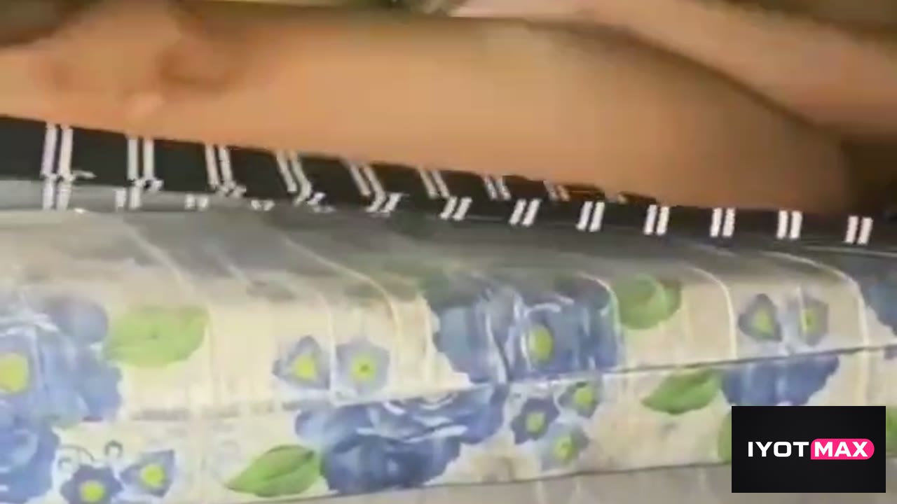Tuwang tuwa makakaisa na siya