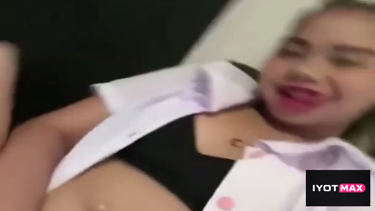Natigangan ng makita ang burat ni pamela